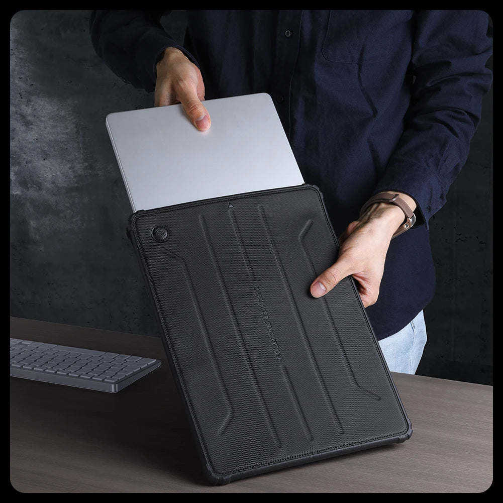 NILLKIN MacBook Pro & Air Case with camera cover