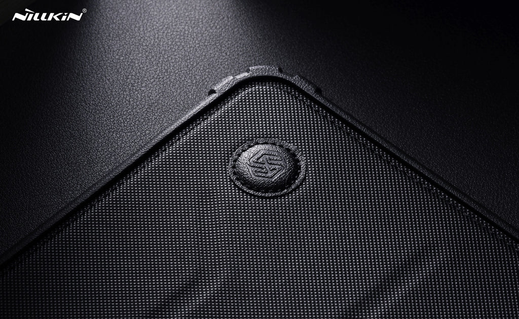 NILLKIN MacBook Pro & Air Case with camera cover